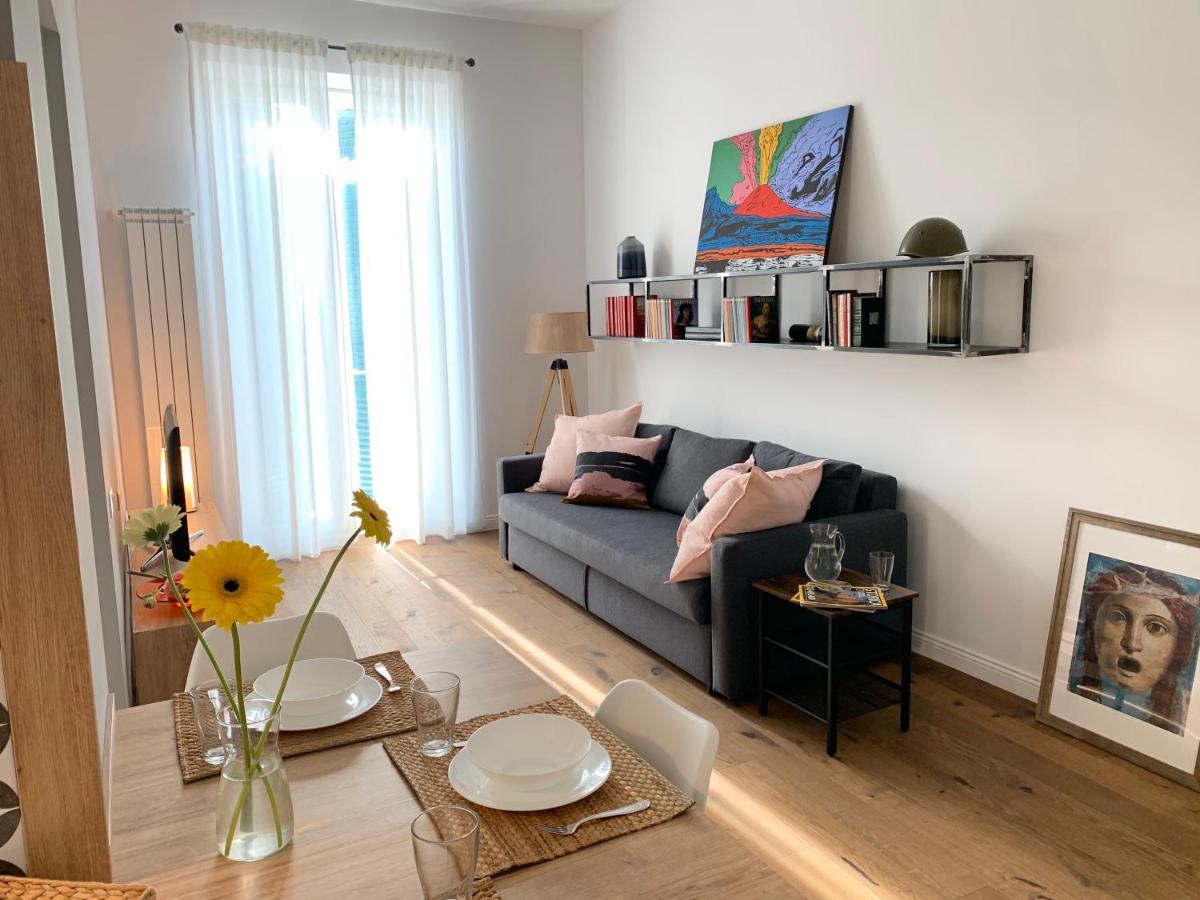 The Quality Apartment Napoli Luaran gambar