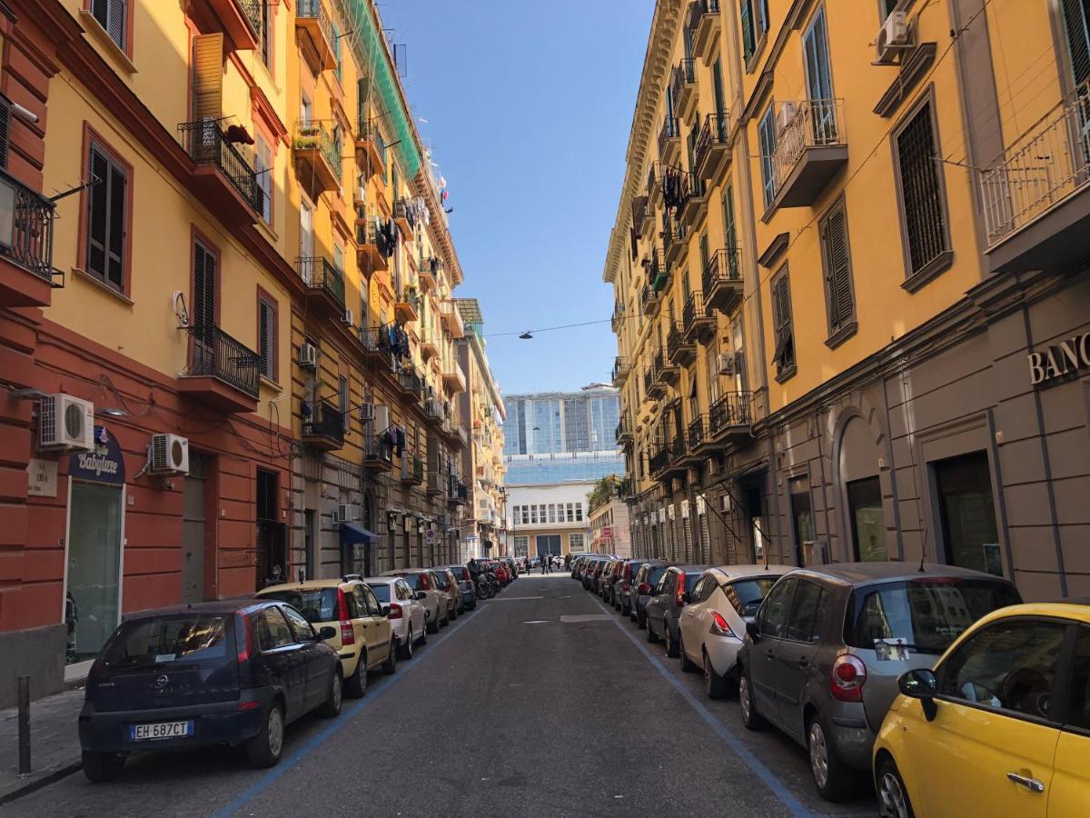 The Quality Apartment Napoli Luaran gambar